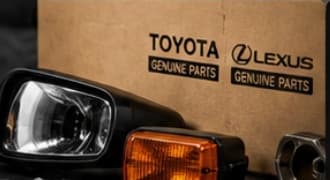 Faros y caja de repuestos originales Toyota y Lexus